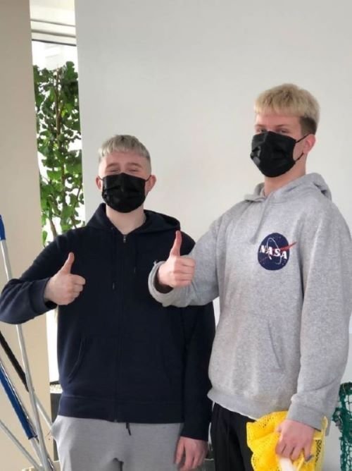 Íbúar undirbúa brottför